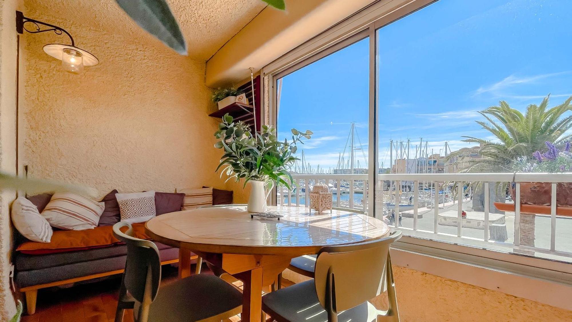 Retromirabeau "Cote Mer" - 29M2 - Lumineux - Terrasse Loggia - Vue Marina - Parking Securise - 2 A 3 Pers - Emplacement Top - Cheques Vacances Connect Gruissan Luaran gambar